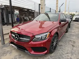 Mercedes-Benz C300 2015 Red