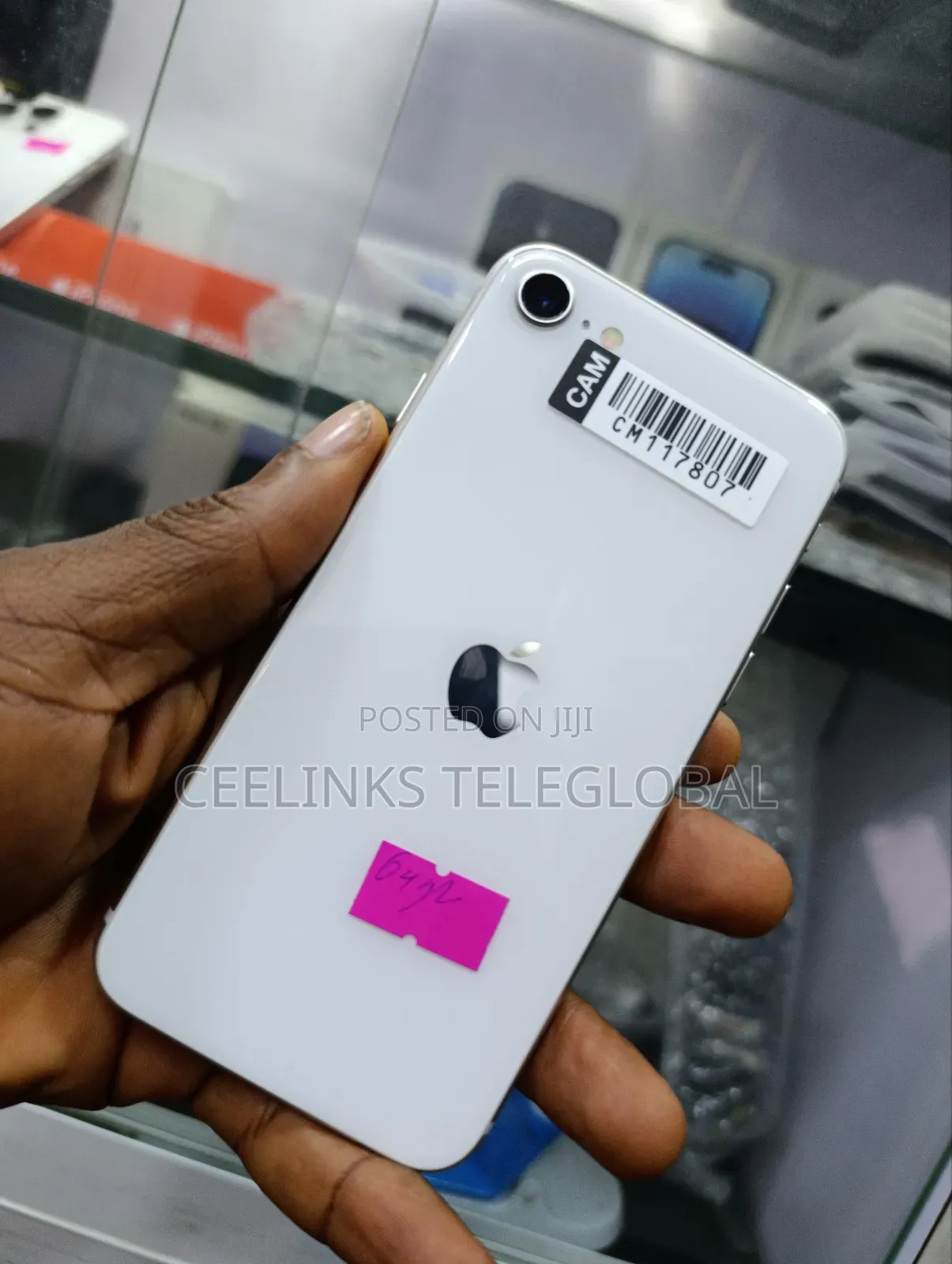 Apple iPhone SE (2020) 64 GB Pink