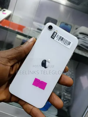 Apple iPhone SE (2020) 64 GB Pink