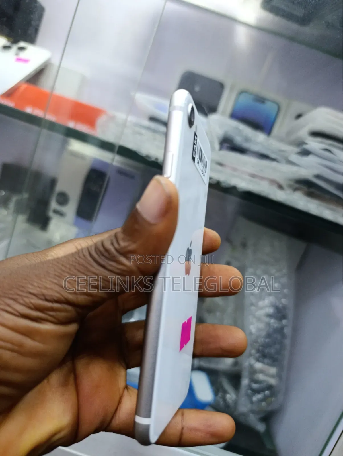 Apple iPhone SE (2020) 64 GB Pink