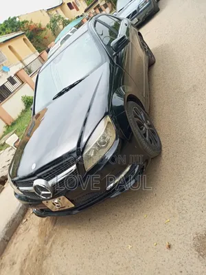 Mercedes-Benz C300 2009 Black