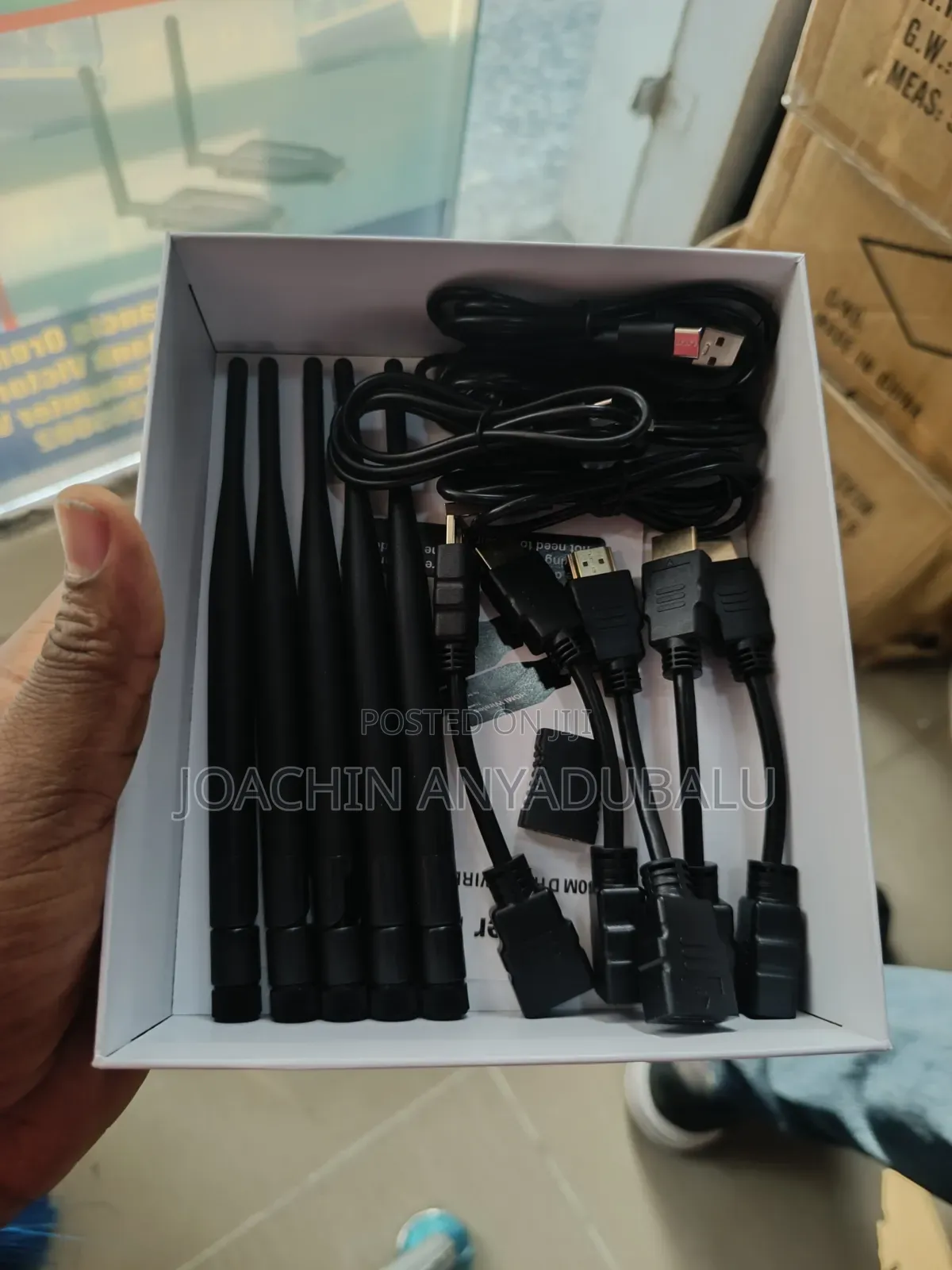 Wireless Hdmi Extender 50 Meters 1 Transmitter 4 Receiver