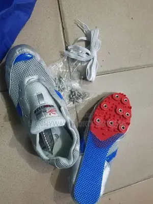 Athlecties Spike Shoe