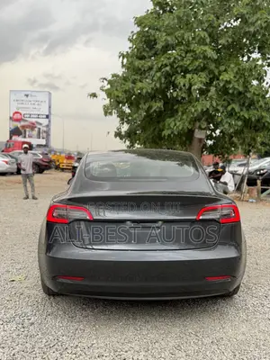 Tesla Model S 2018 Gray