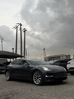 Tesla Model S 2018 Gray