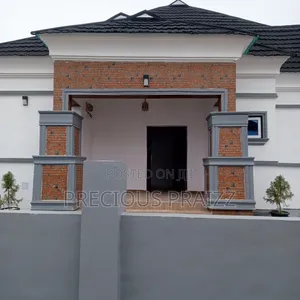 3bdrm Bungalow in Bluestone Favour, Obafemi-Owode for sale