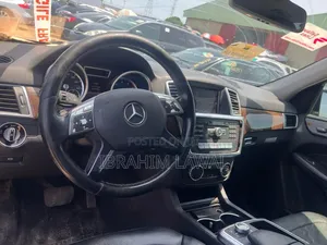 Mercedes-Benz M Class ML350 4MATIC 4dr SUV AWD (3.5L 6cyl 7A) 2014