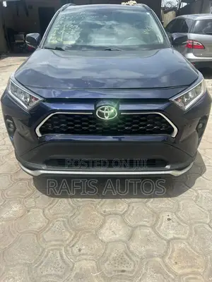 Toyota RAV4 Limited FWD 2019 Blue
