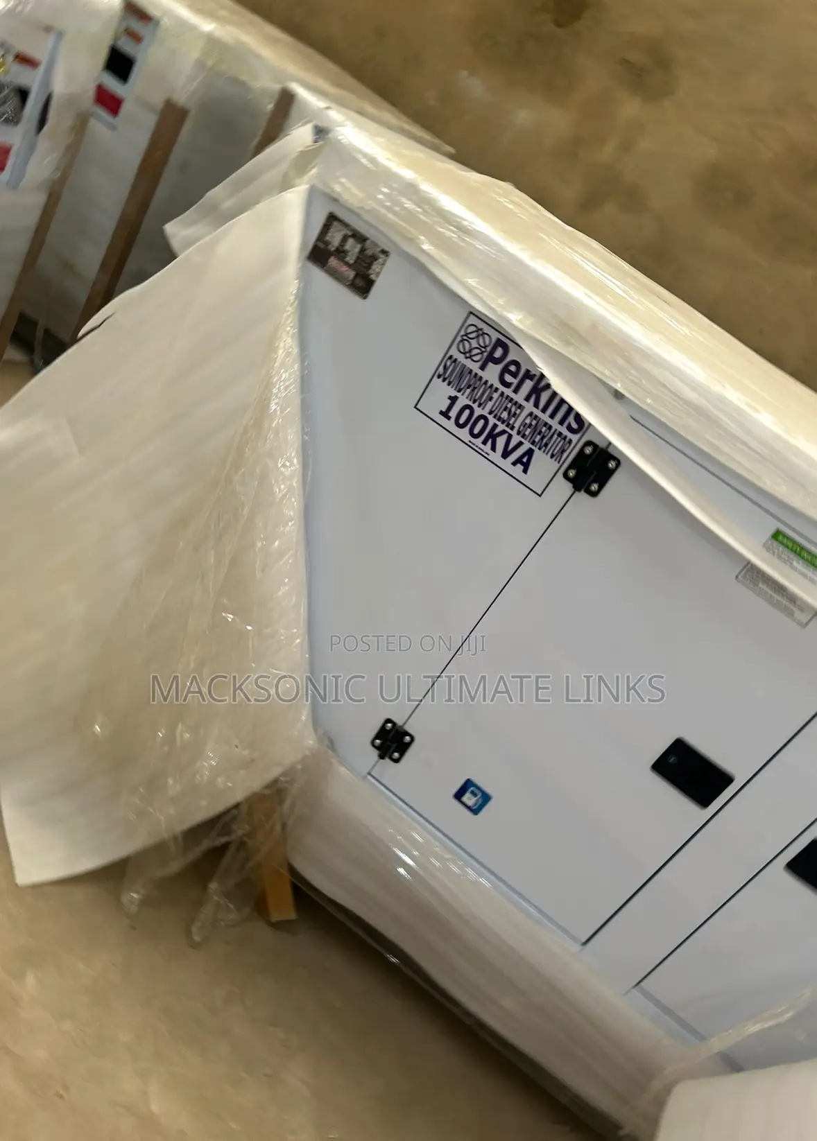 Standard 100kva Perkins Soundproof Generator