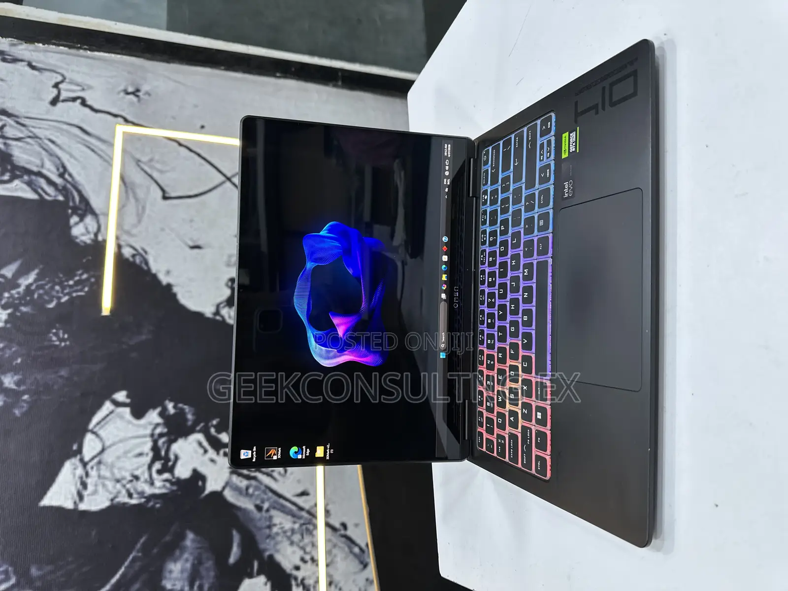 Laptop HP Omen Transcend 14-fb0023dx 32GB Intel Core Ultra 9 SSD 2T