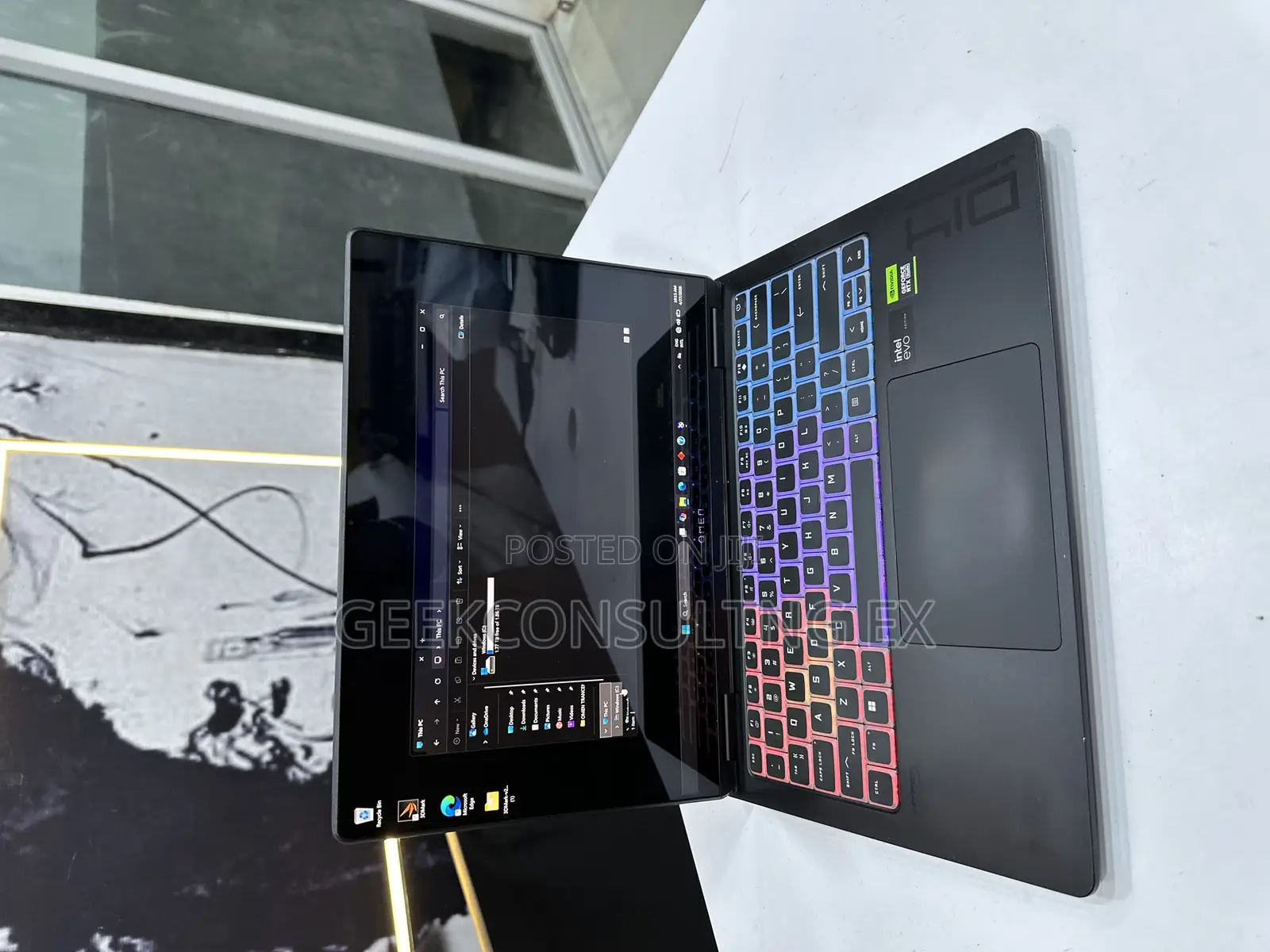 Laptop HP Omen Transcend 14-fb0023dx 32GB Intel Core Ultra 9 SSD 2T