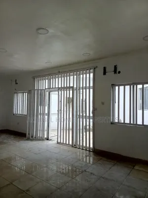 A 40 Square Meter Office Space in Ikota
