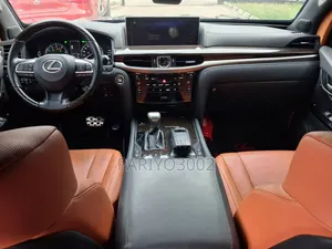 Lexus LX 2022 Black