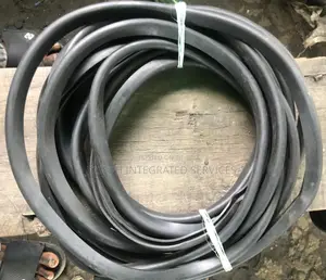 Neoprene Seal. "U" Type. 6 Mm (Per Meter)