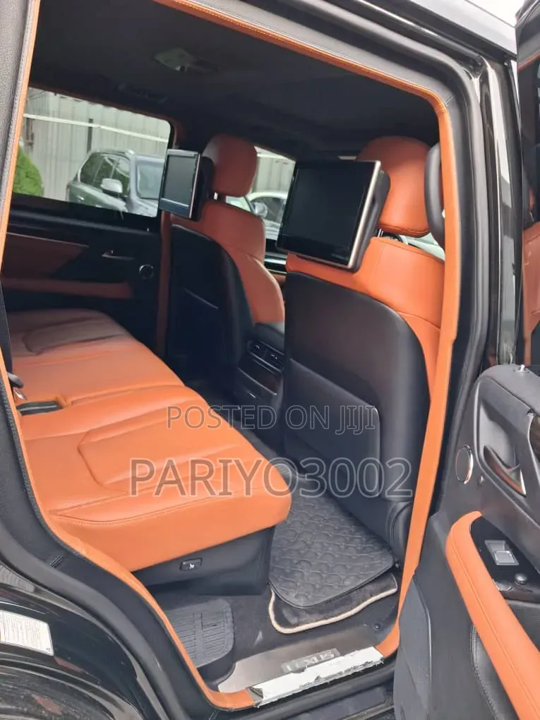 Lexus LX 2022 Black