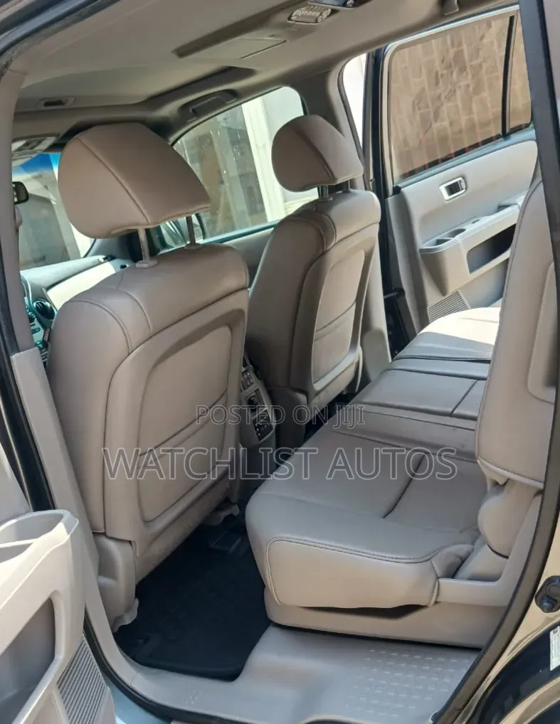 Honda Pilot 2012 Gray