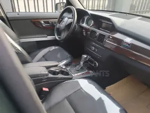 Mercedes-Benz GLK-Class 2011 Black