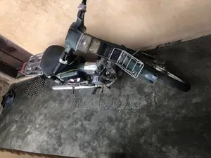 Honda XL 125 2010 Green