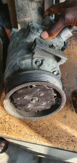 Q7 V8 Compressor