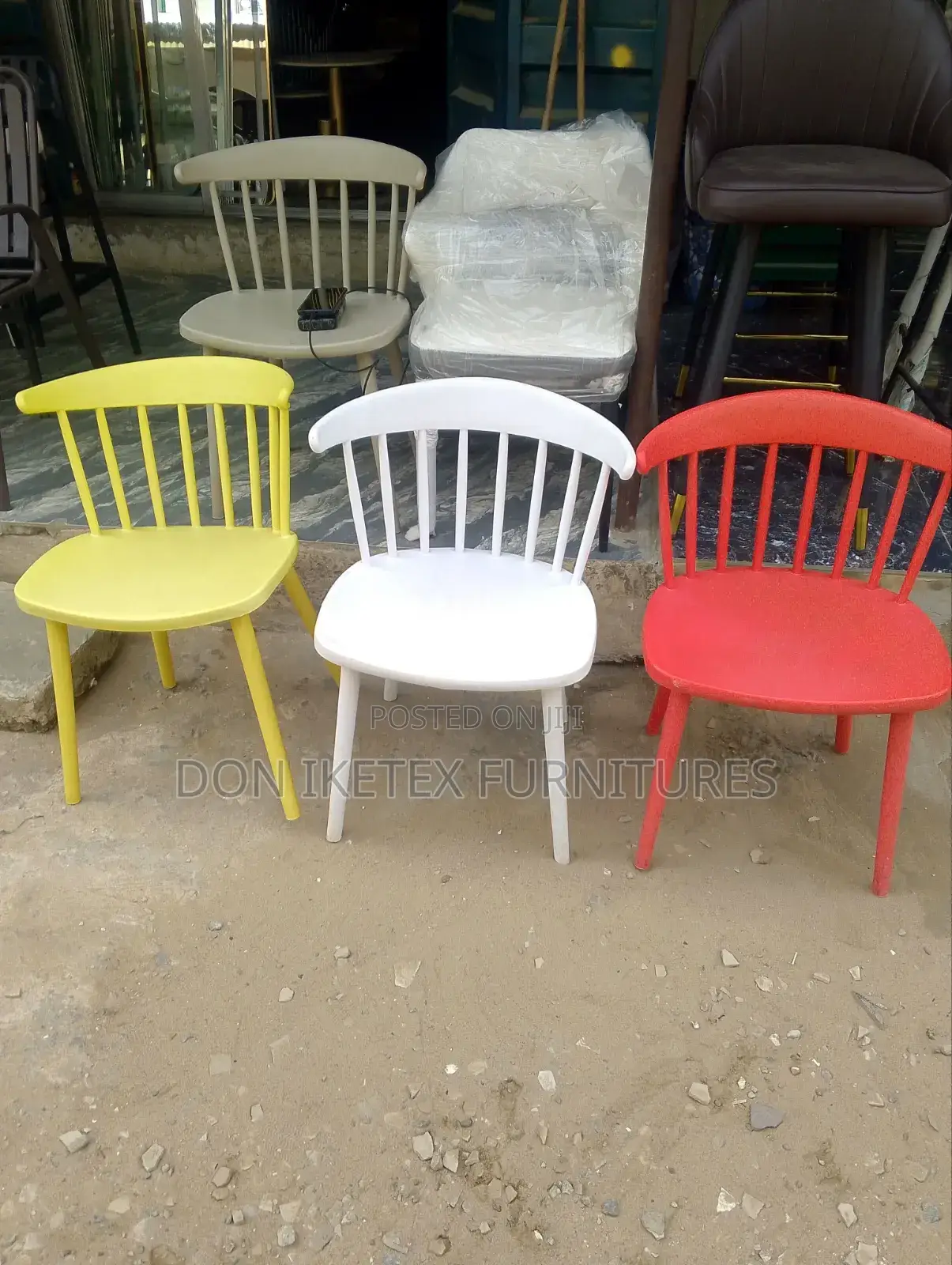 Restaurance Chair
