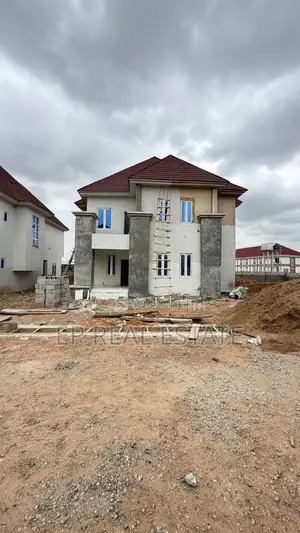 4bdrm Duplex in Lugbe District for sale