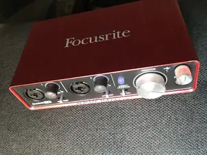Focusrite Scarlett 2i2