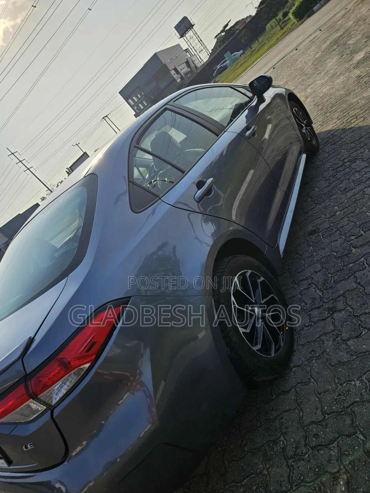 Toyota Corolla LE 2020 Gray