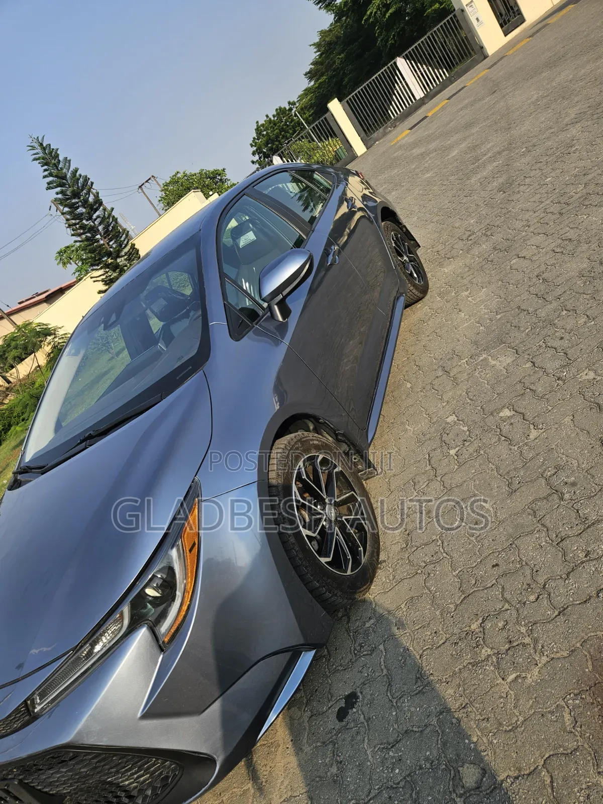 Toyota Corolla LE 2020 Gray