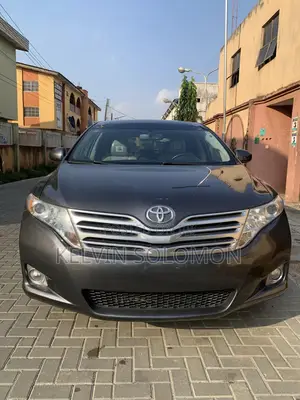 Toyota Venza XLE 2012 Gray