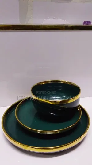 Royal Emerald Dinner Set