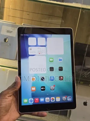 Apple iPad 10.2 (2021) 256 GB Silver