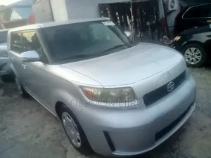Scion xB 2010 Silver