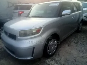 Scion xB 2010 Silver