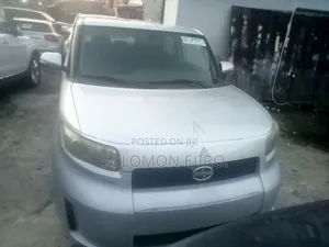 Scion xB 2010 Silver