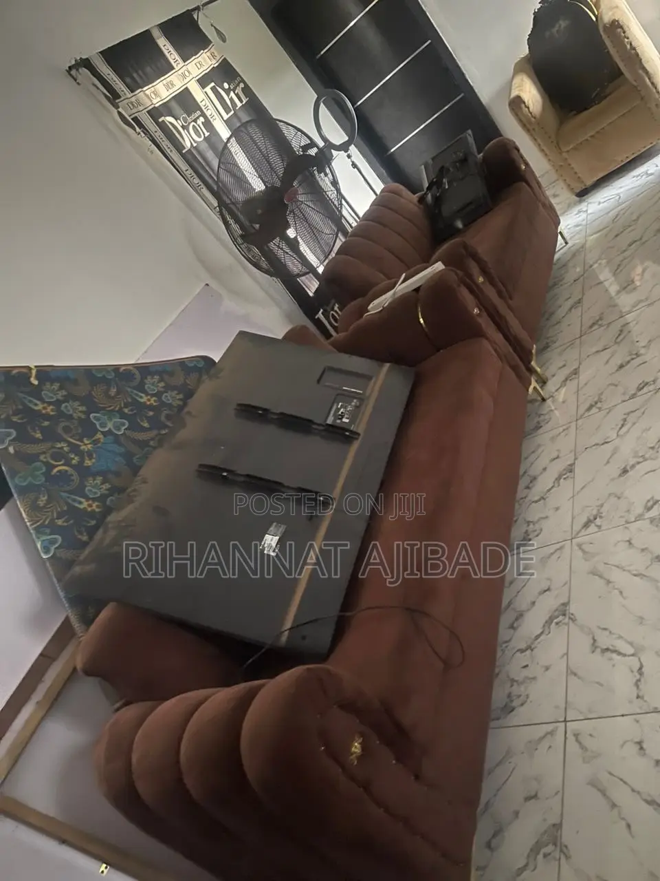2 Pieces of Chairs