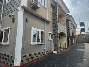 3bdrm Duplex in Ore Ofe, Akala Express for sale