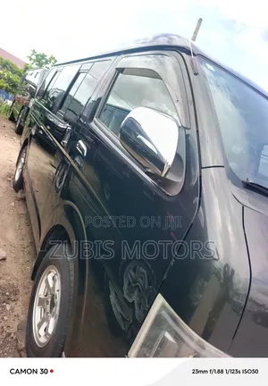 Toyota HiAce 2015 Black
