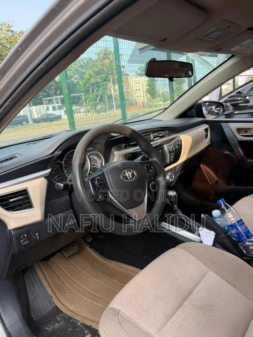 Toyota Corolla 2014 Gray