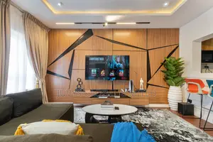 Luxury 2-Bedroom Shortlet in Chevron.24/7 Light, Wifi, Family-Friendly