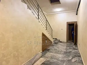 4bdrm House in Kado for rent