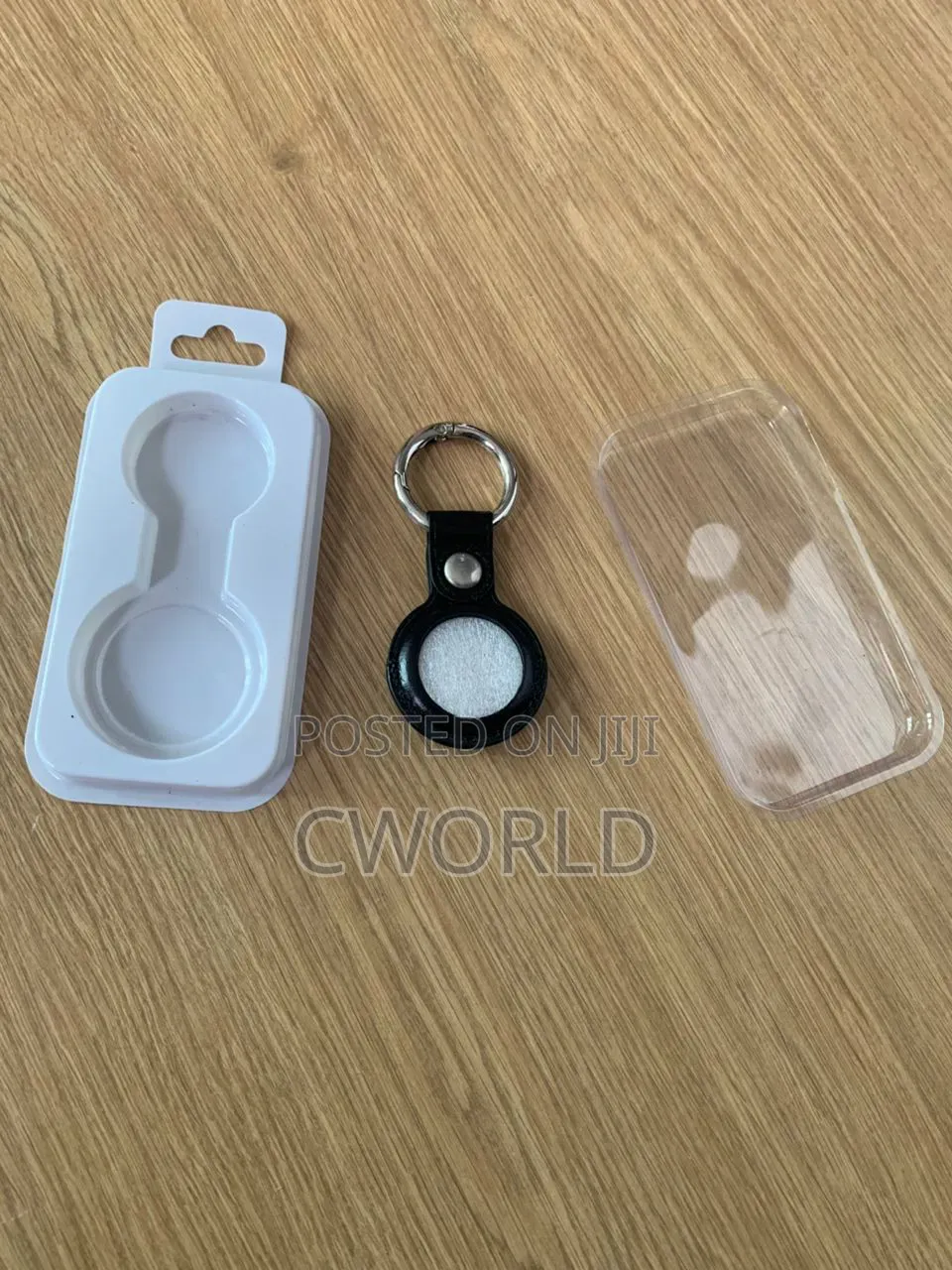 Black Leather Airtag Keychain Case