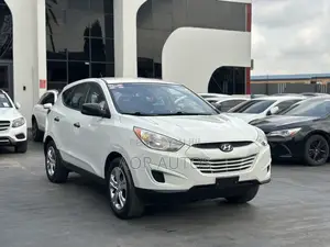 Hyundai Tucson 2013 White