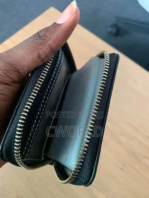 Black Zipper Card Holder Wallet