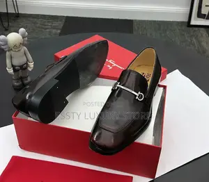 New Salvadore Ferragamo Men Patent Leather Lace Up Corporate Shoe