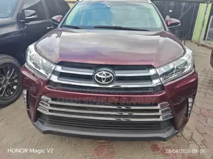 Toyota Highlander Limited Platinum V6 4x2 (3.5L 6cyl 6A) 2016