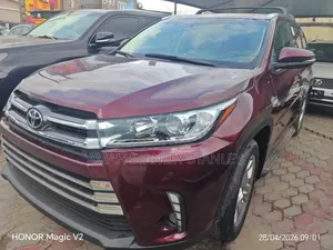Toyota Highlander Limited Platinum V6 4x2 (3.5L 6cyl 6A) 2016