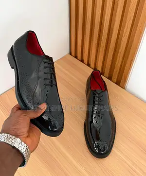 Christain Louboutin Oxfords Red Bottom Shoe