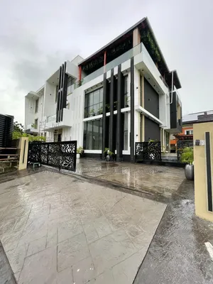 6bdrm Duplex in Ikate for sale