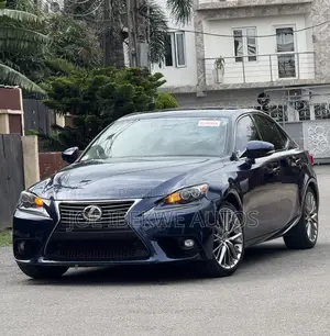 Lexus IS 250 2015 Blue