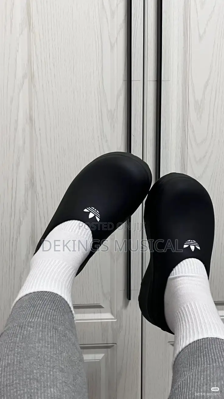 Adidas Stan Fit Mule